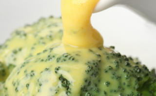 O'Brien potatoes with Broccoli and Cheese Sauce